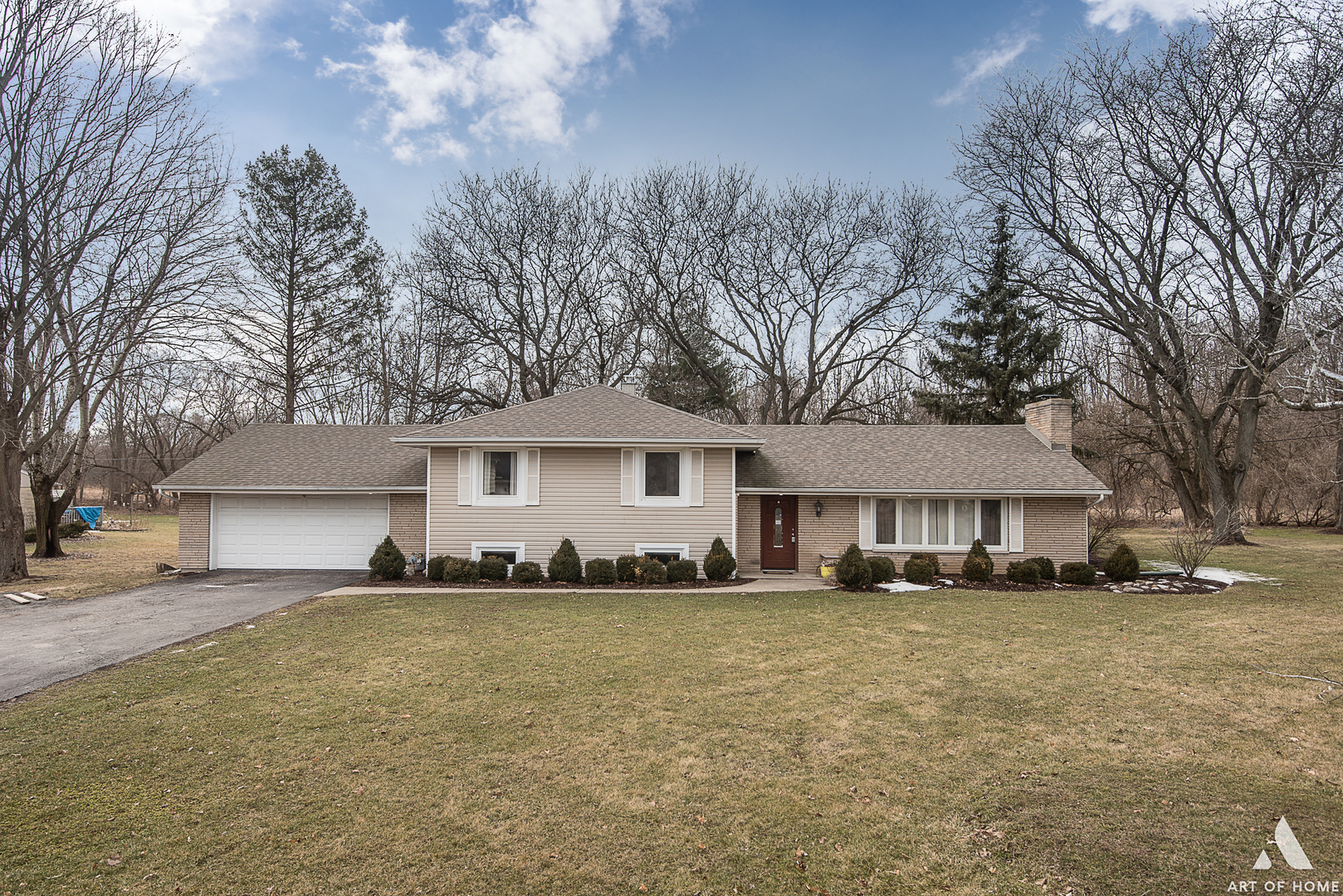 106 Sharon Drive, Sleepy Hollow, IL 60118