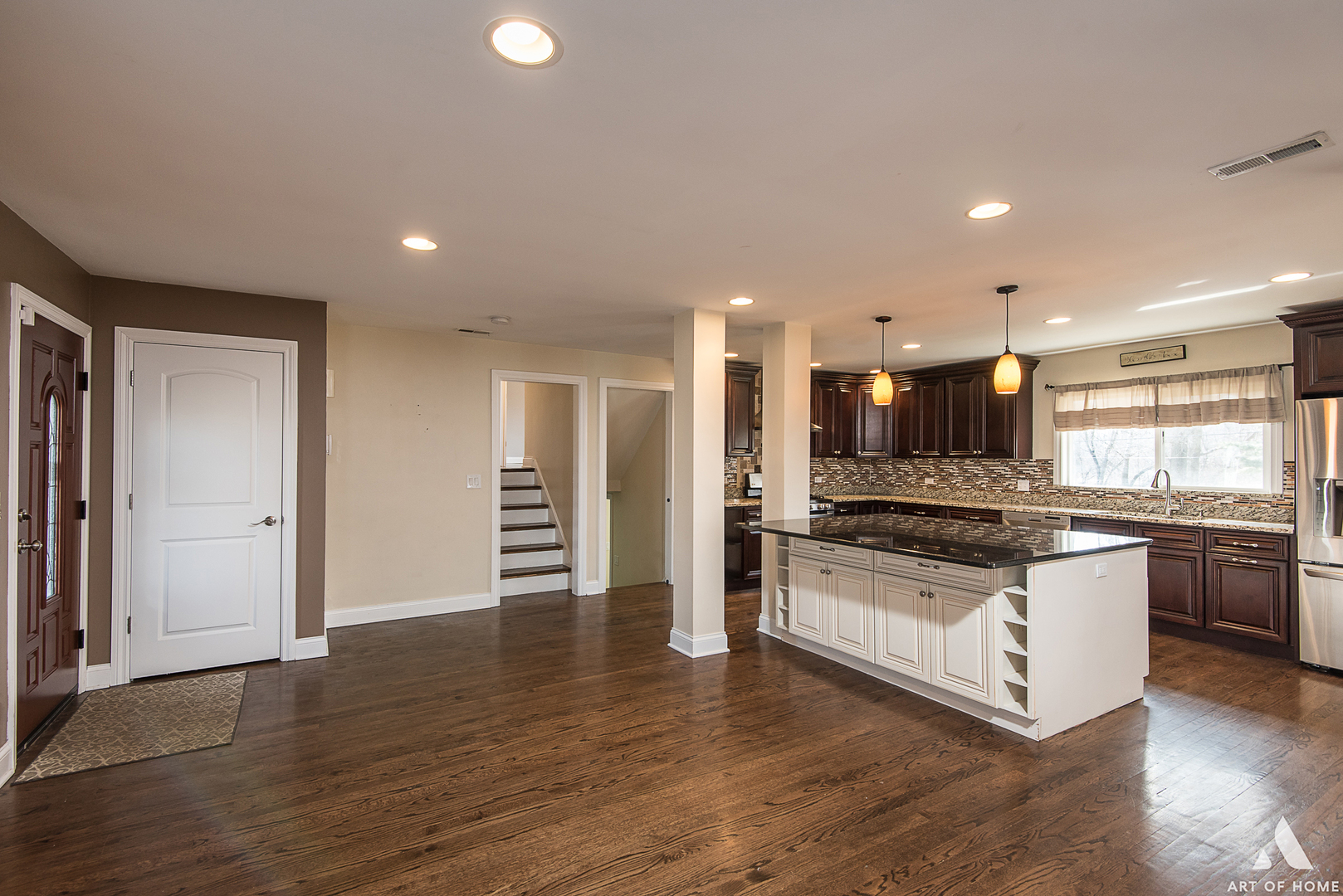 106 Sharon Drive, Sleepy Hollow, IL 60118