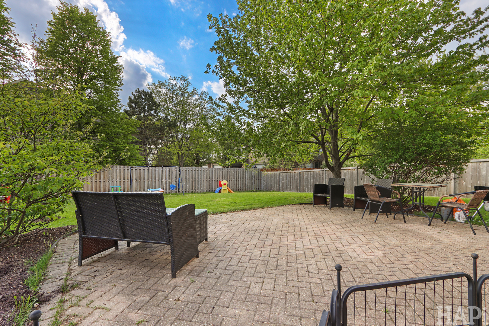 2050 Colchester Avenue, Hoffman Estates, IL 60192