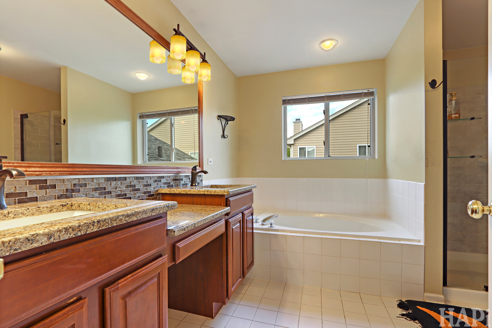 2050 Colchester Avenue, Hoffman Estates, IL 60192