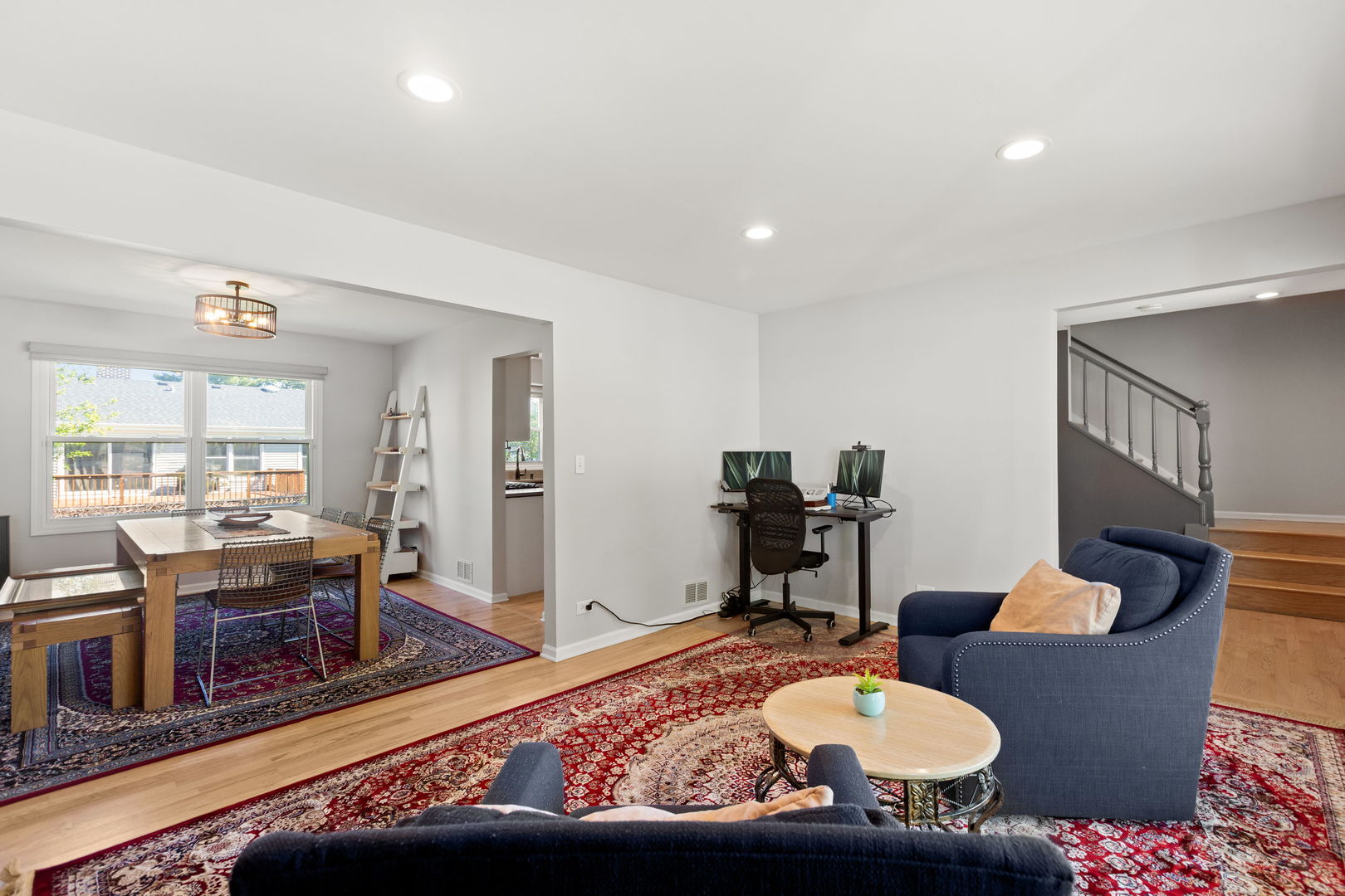 1120 Thompson Boulevard, Buffalo Grove, IL 60089