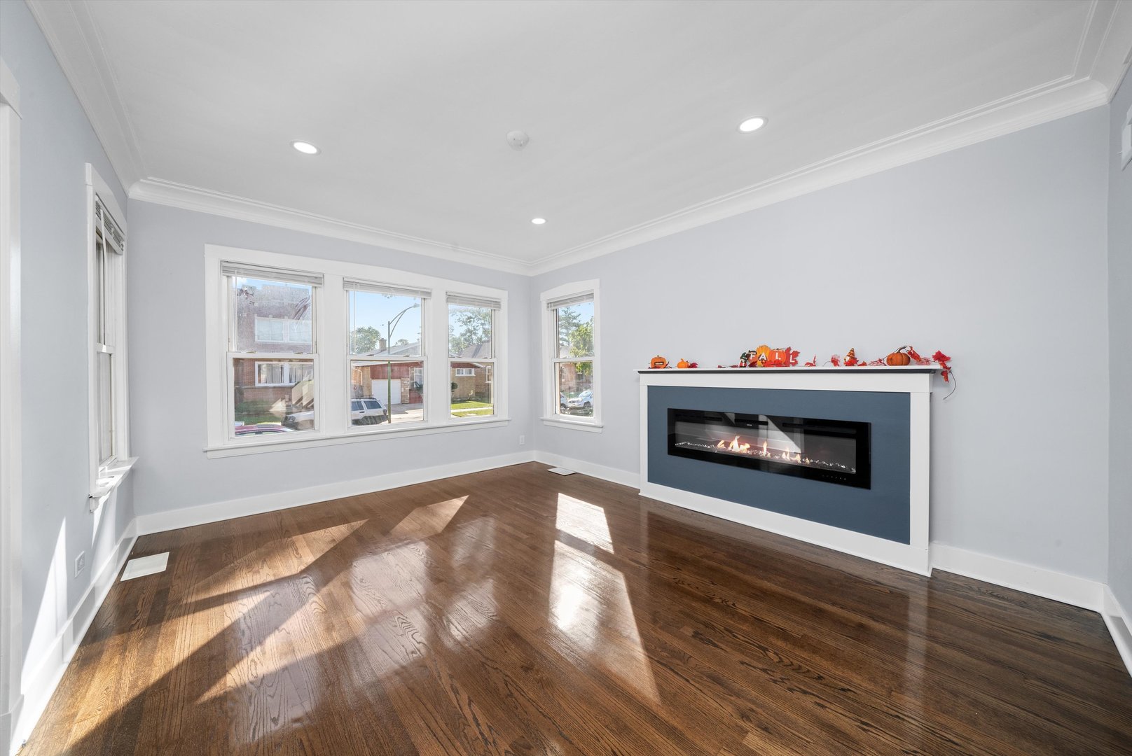 6424 S Washtenaw Avenue, Chicago, IL 60629