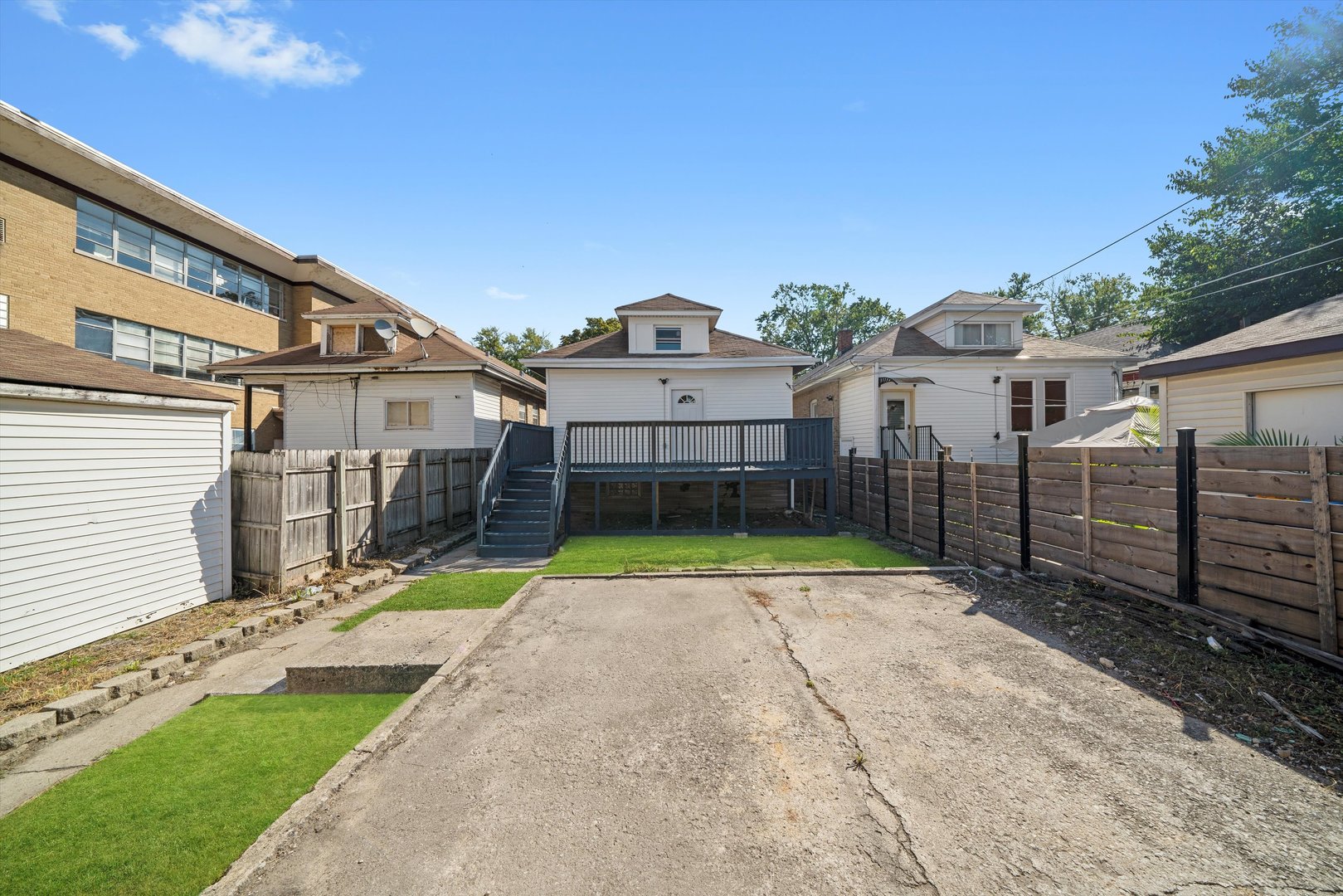 6424 S Washtenaw Avenue, Chicago, IL 60629