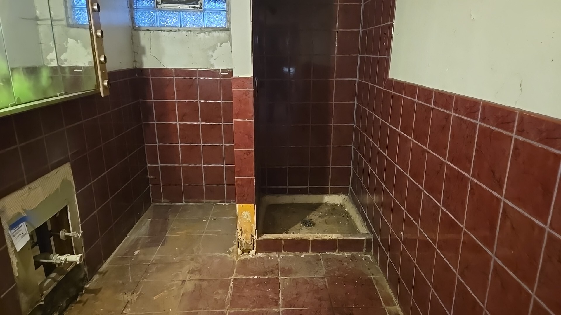 14609 Lexington Avenue, Harvey, IL 60426