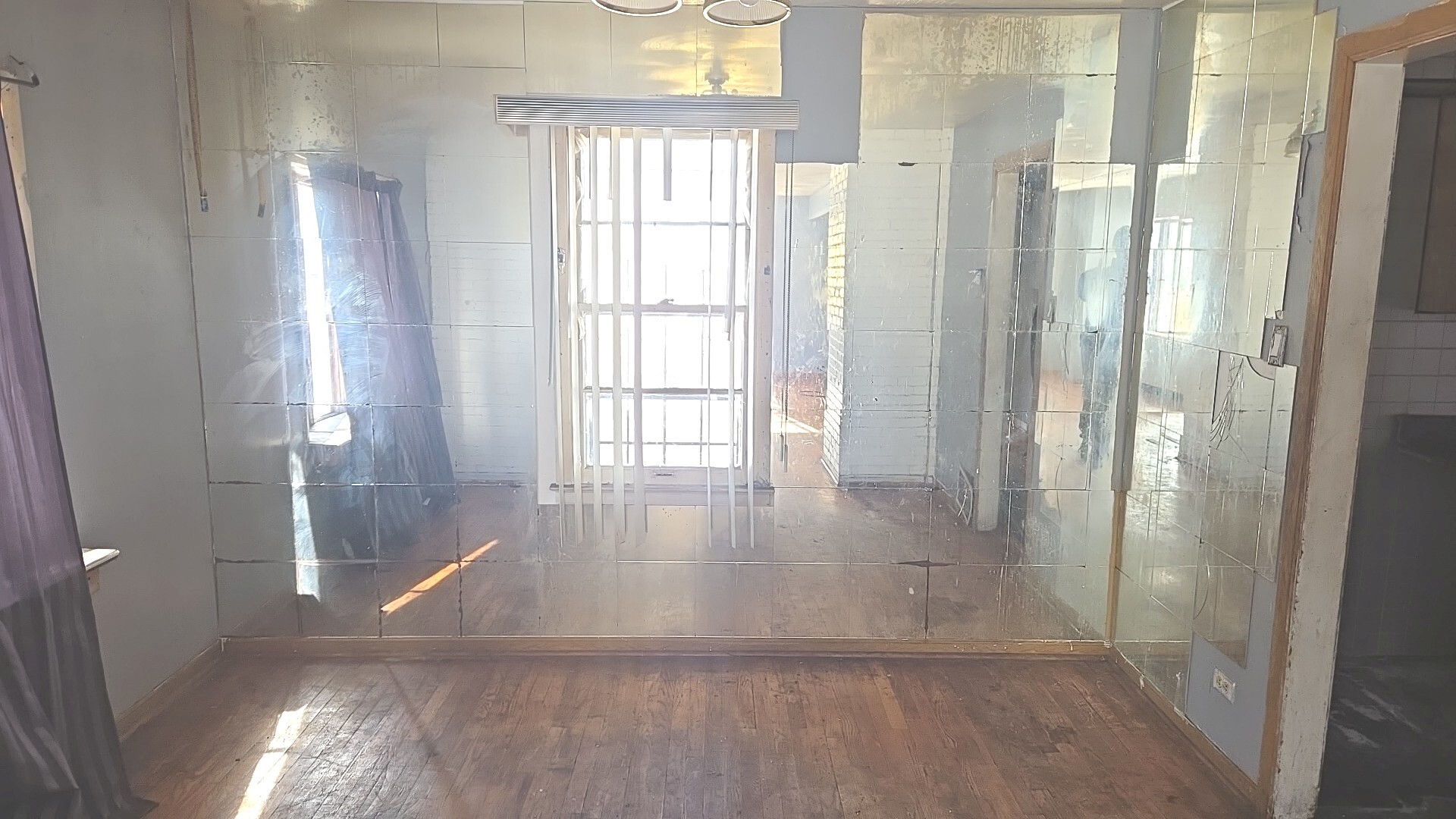 14609 Lexington Avenue, Harvey, IL 60426