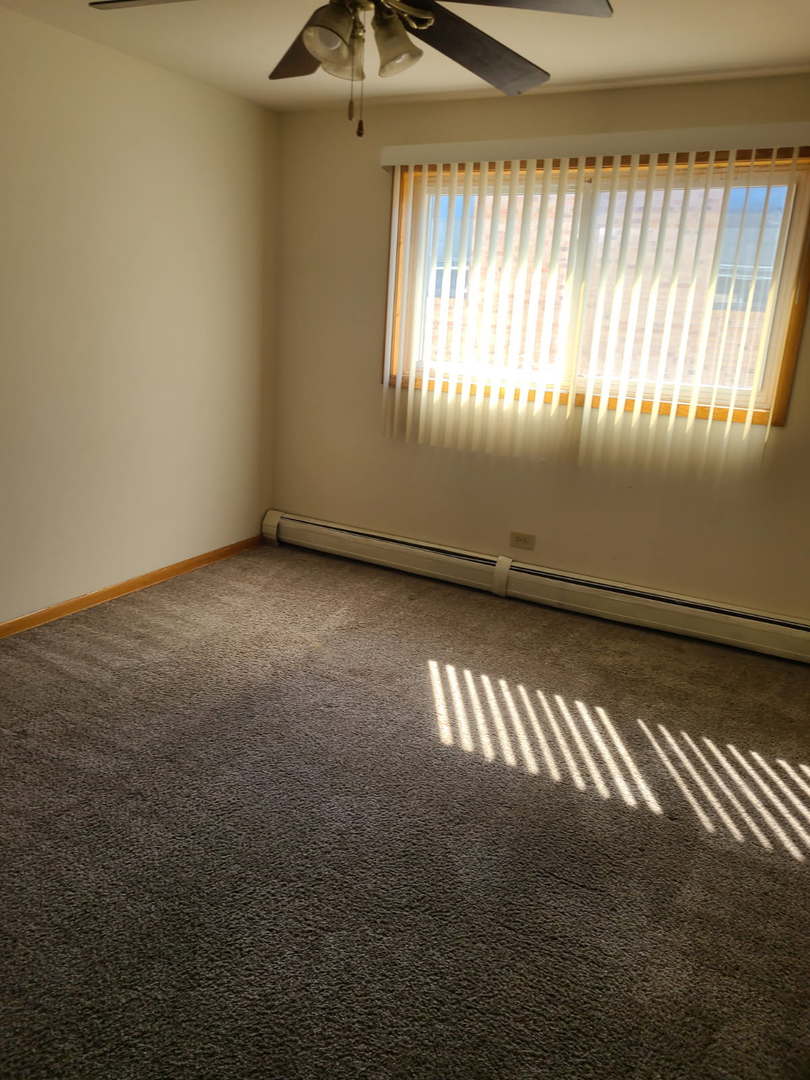 7912 Nordica Avenue, Burbank, IL 60459