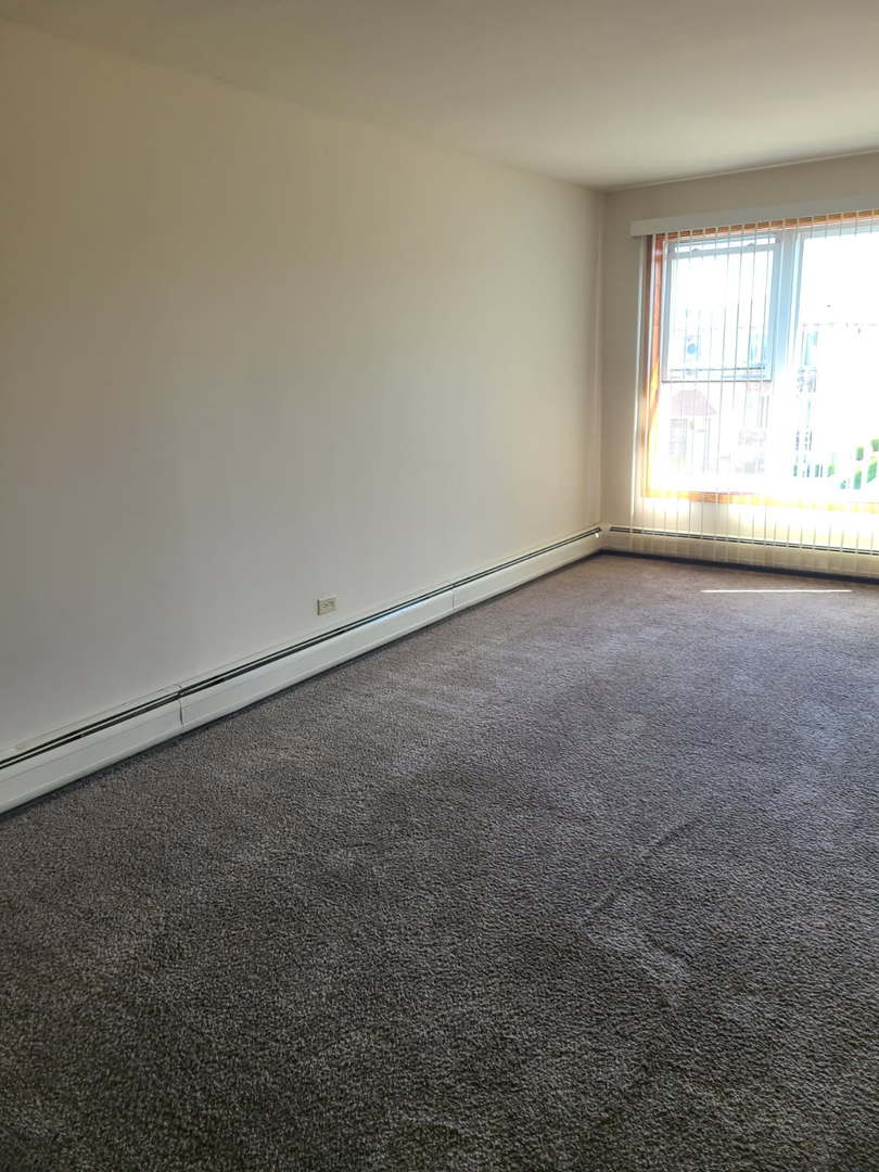 7912 Nordica Avenue, Burbank, IL 60459