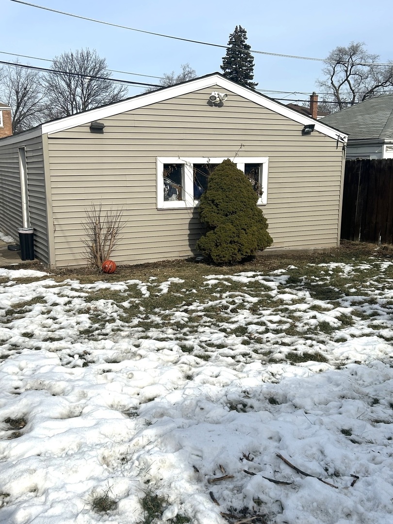 3925 Adams Street, Bellwood, IL 60104