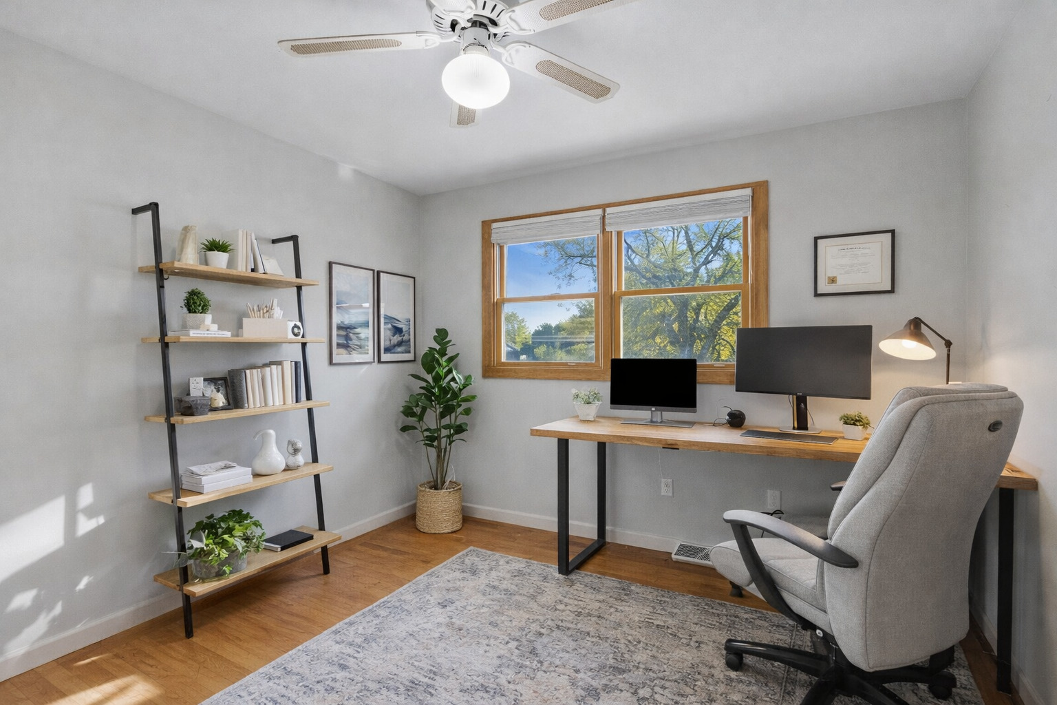 26W250 Case Street, Naperville, IL 60563