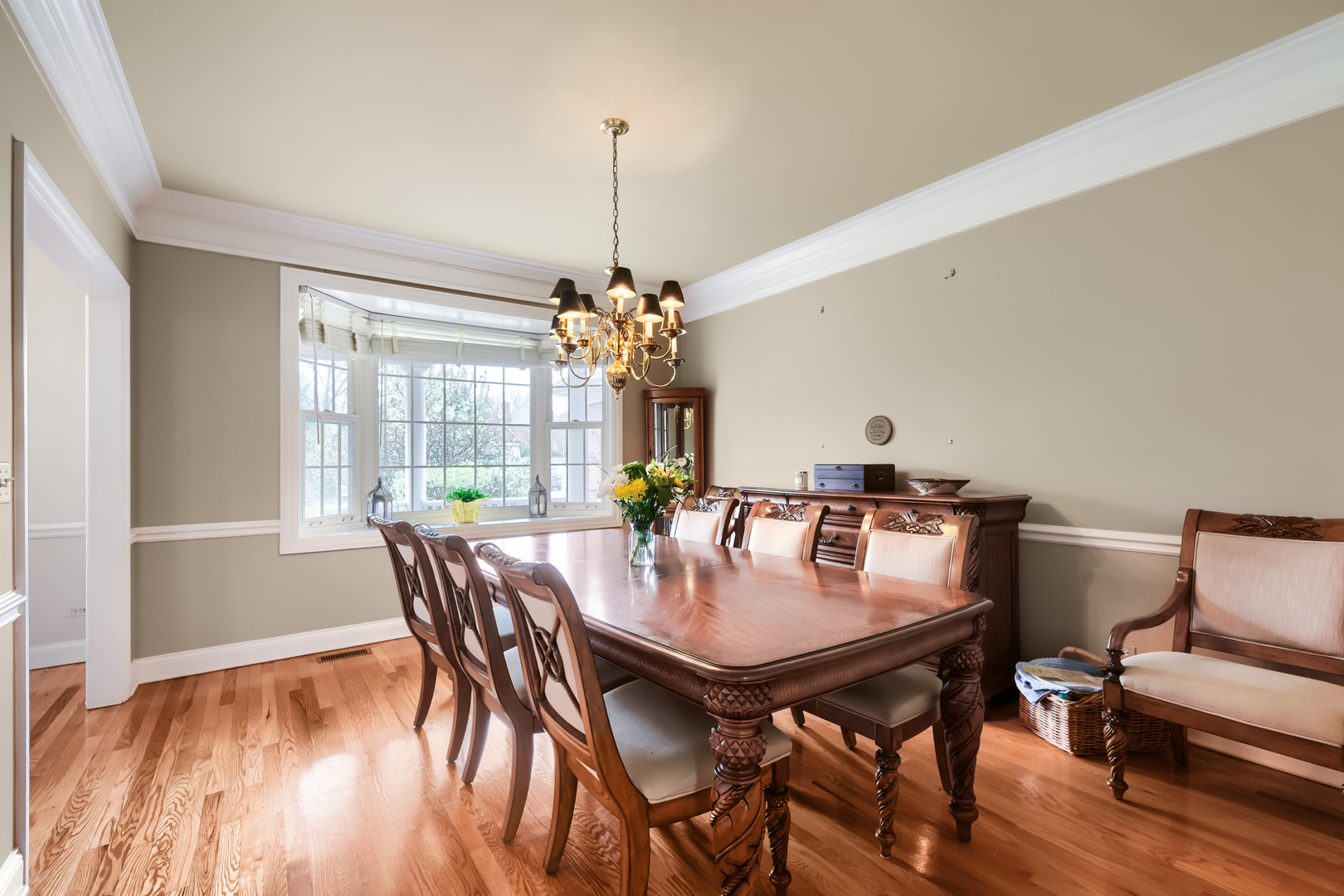 56 Ridgefield Lane, Willowbrook, IL 60527