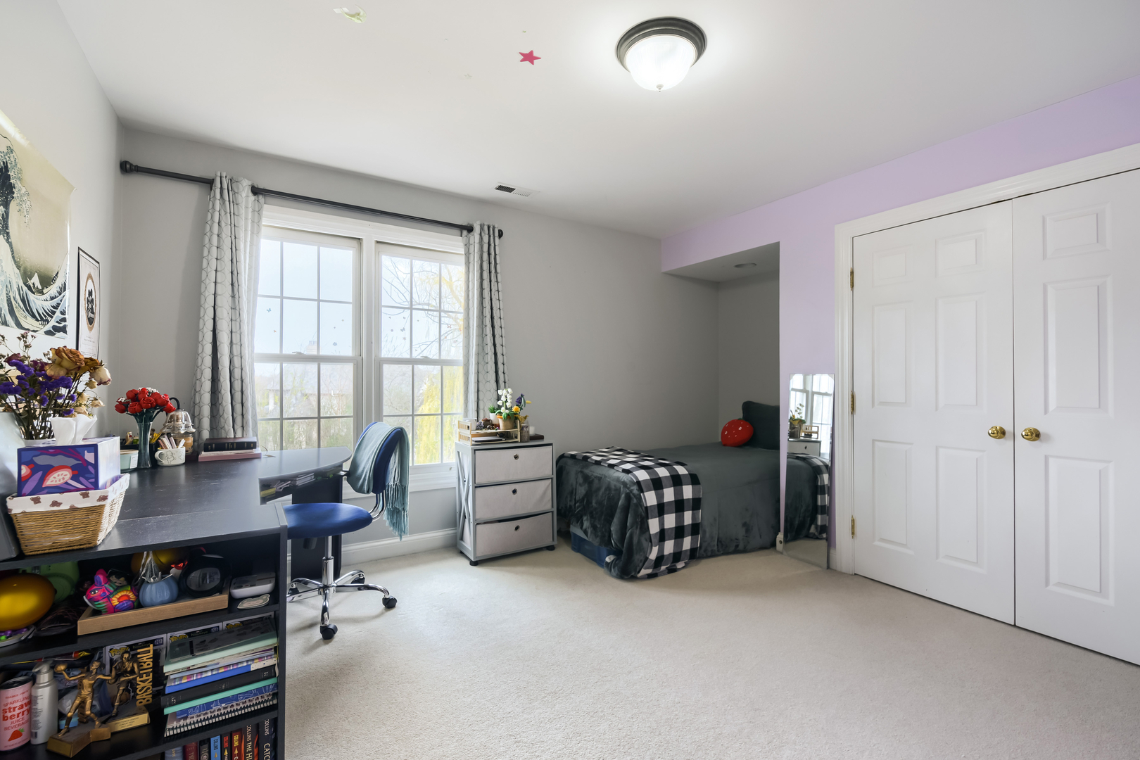 56 Ridgefield Lane, Willowbrook, IL 60527