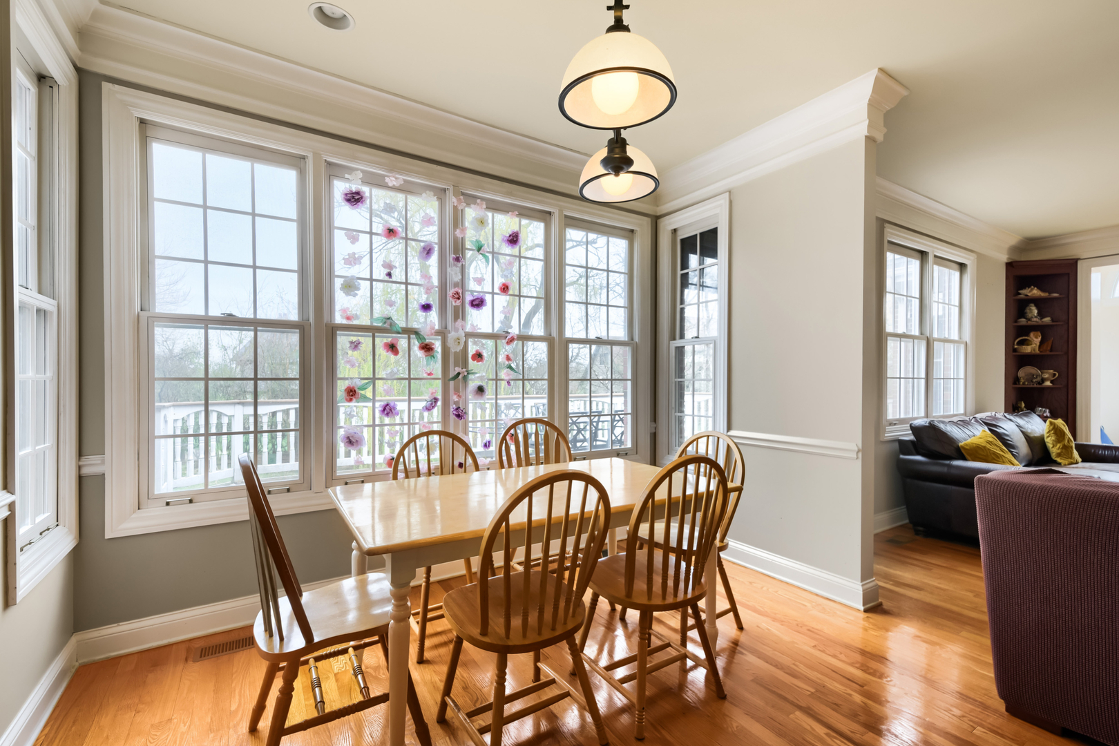 56 Ridgefield Lane, Willowbrook, IL 60527