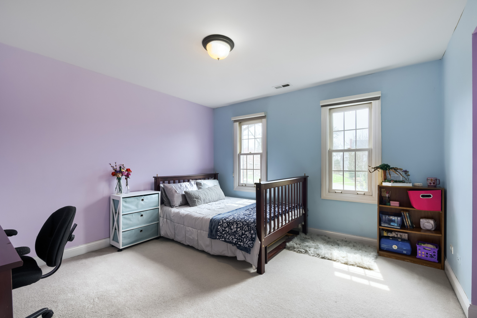 56 Ridgefield Lane, Willowbrook, IL 60527