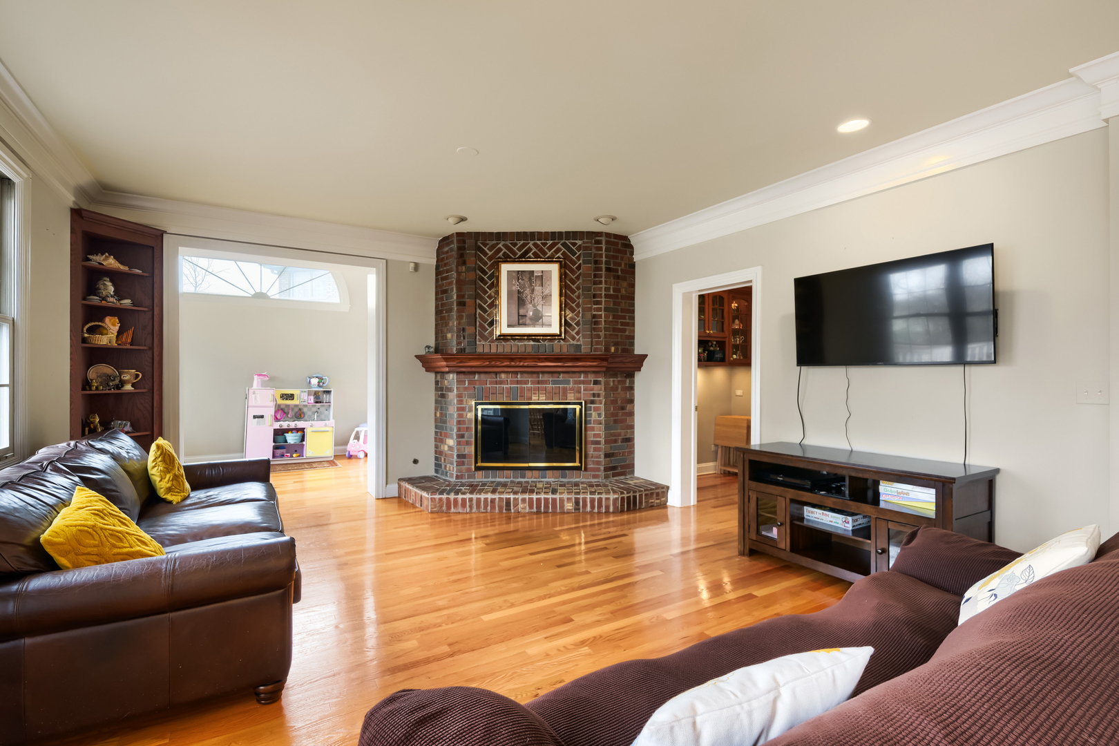 56 Ridgefield Lane, Willowbrook, IL 60527