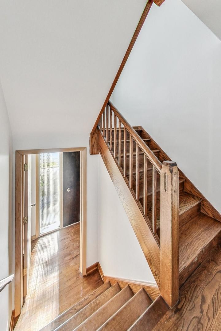 1108 Fortuna Avenue #2, Park Ridge, IL 60068