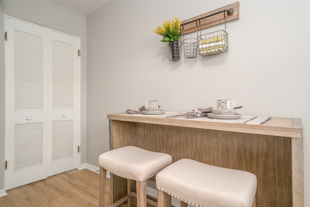 36 S Kensington Avenue #06, La Grange, IL 60525