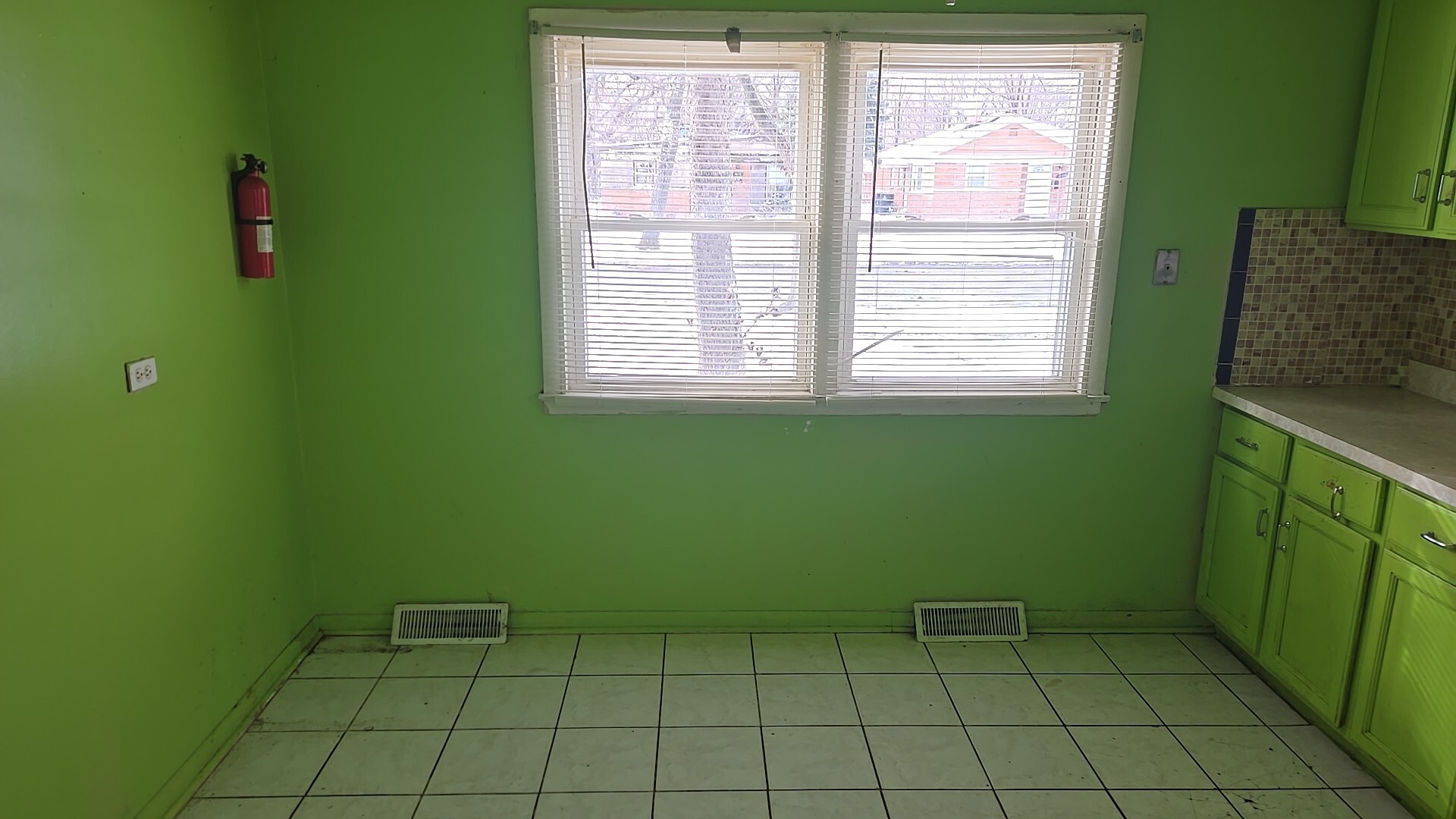 14633 Wabash Avenue, Dolton, IL 60419