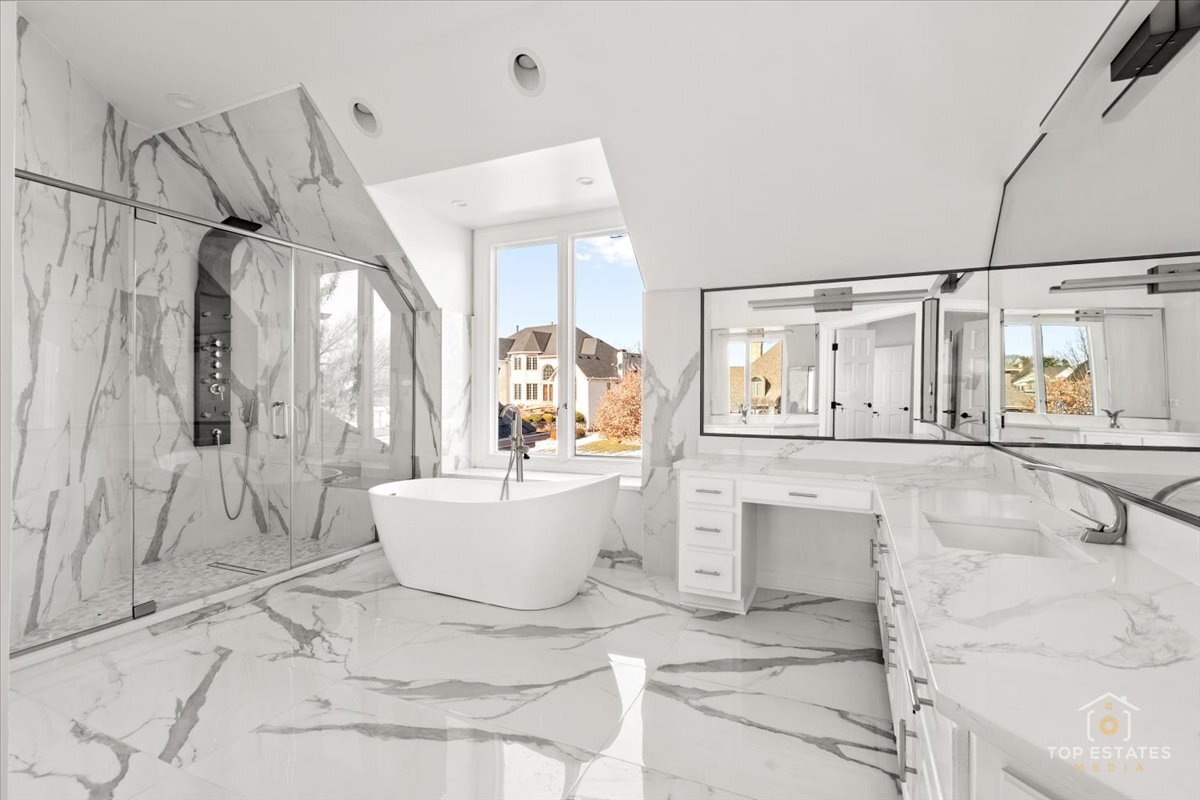 10639 Misty Hill Road, Orland Park, IL 60462