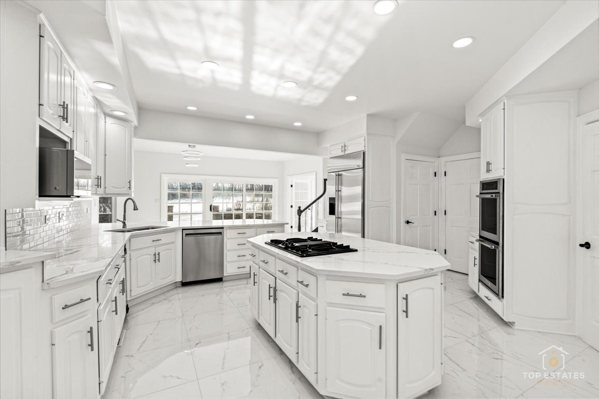 10639 Misty Hill Road, Orland Park, IL 60462