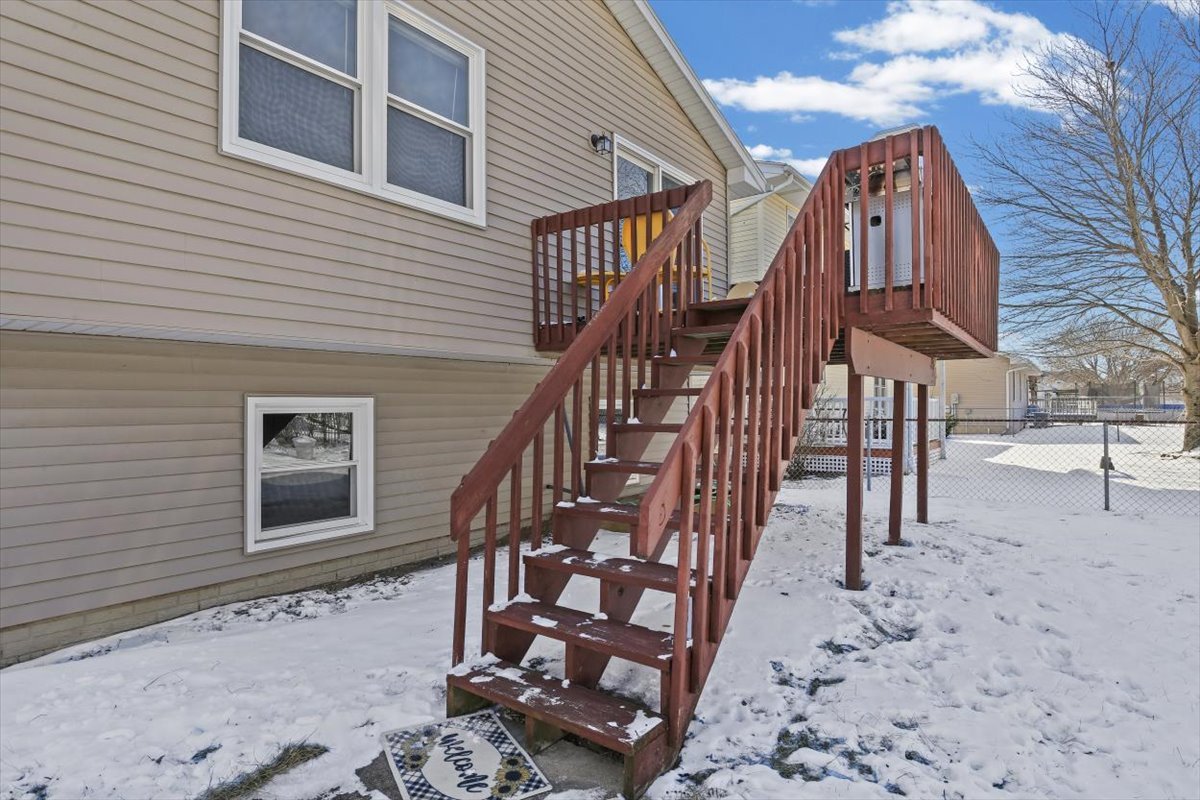 2823 Rutherford Drive, Bloomington, IL 61705