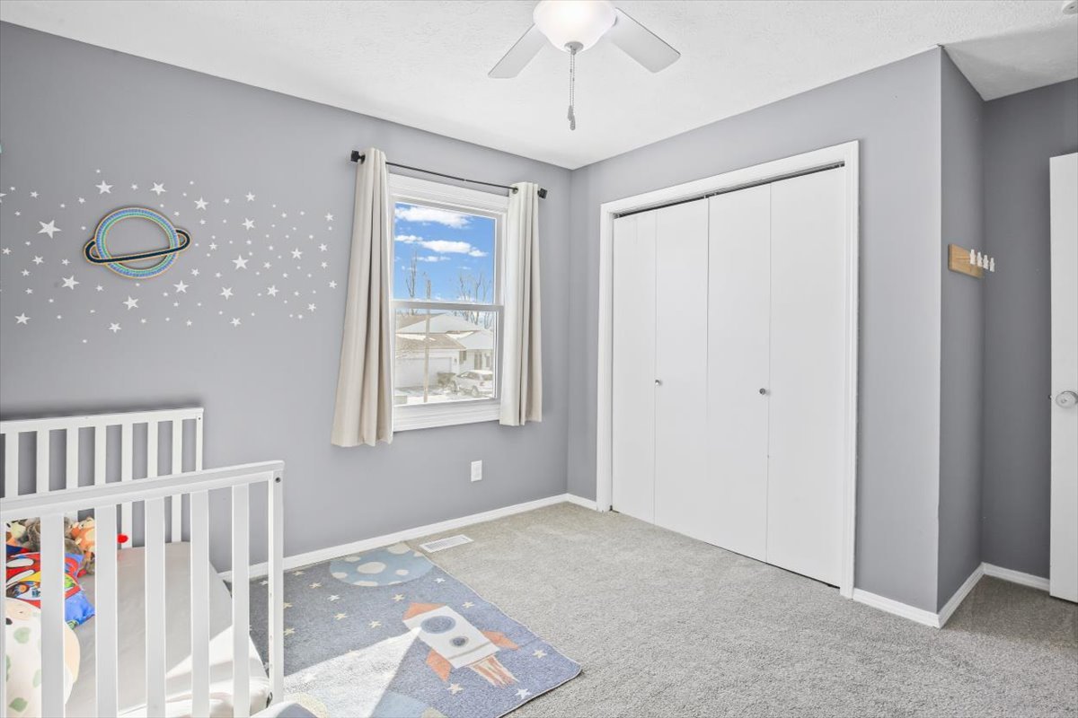 2823 Rutherford Drive, Bloomington, IL 61705