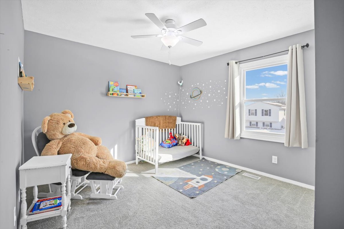 2823 Rutherford Drive, Bloomington, IL 61705