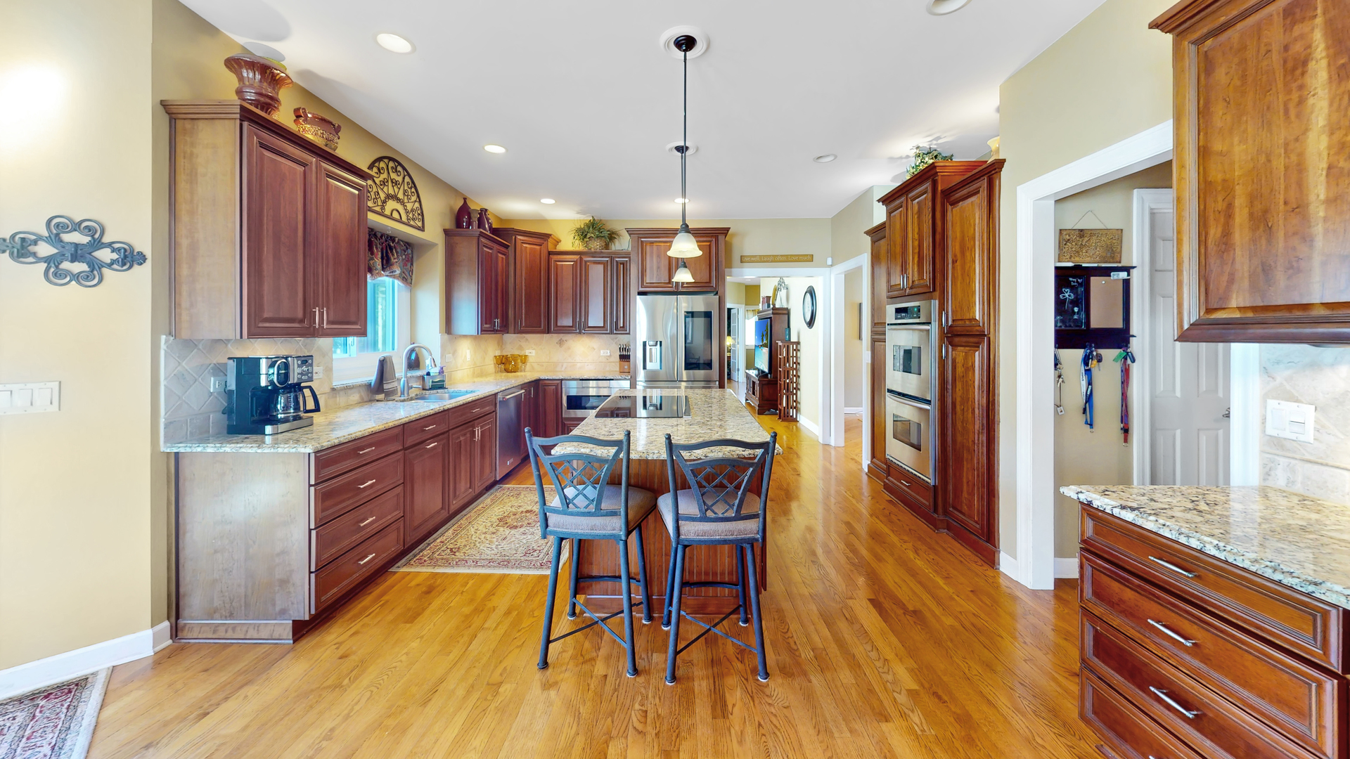 51 Crestview Drive, Oswego, IL 60543