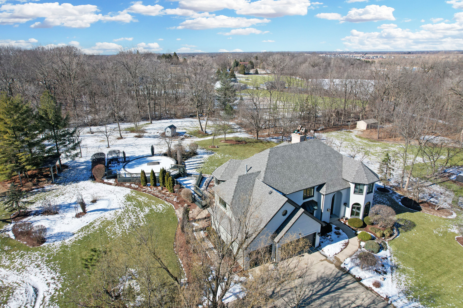 51 Crestview Drive, Oswego, IL 60543