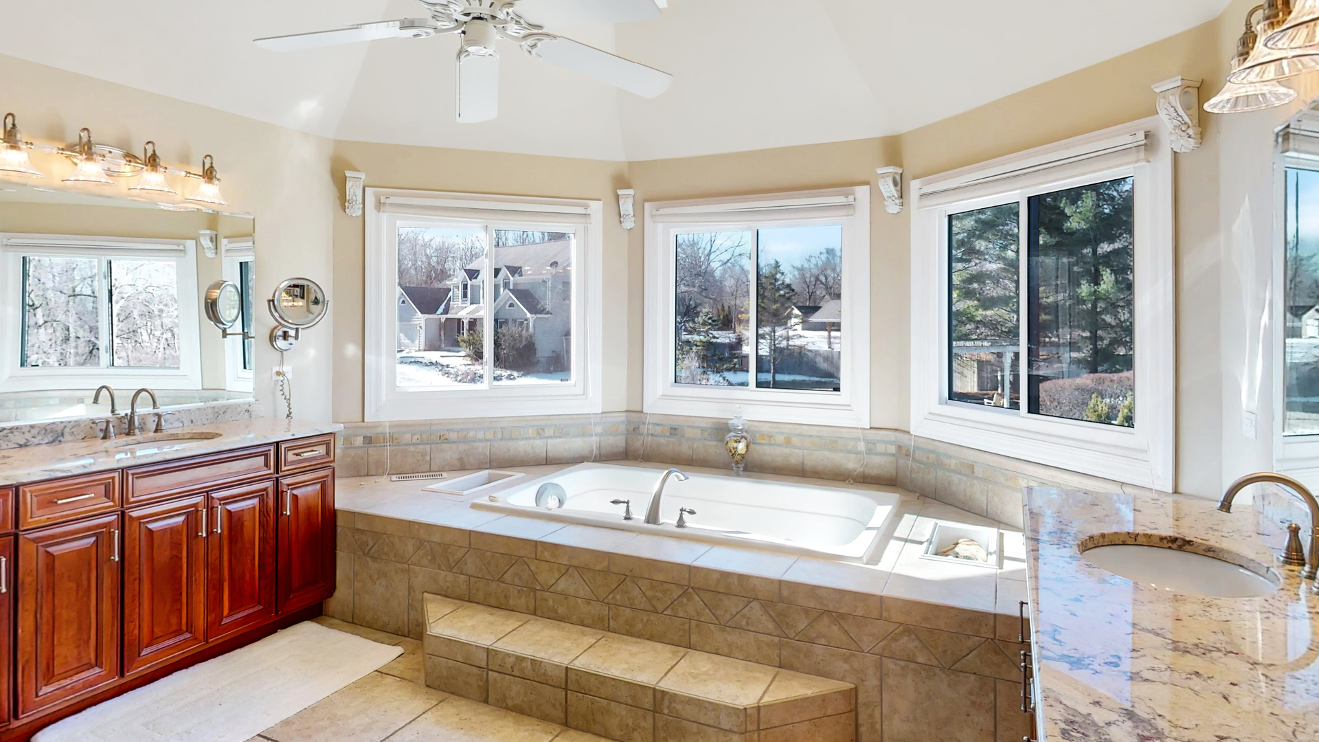 51 Crestview Drive, Oswego, IL 60543