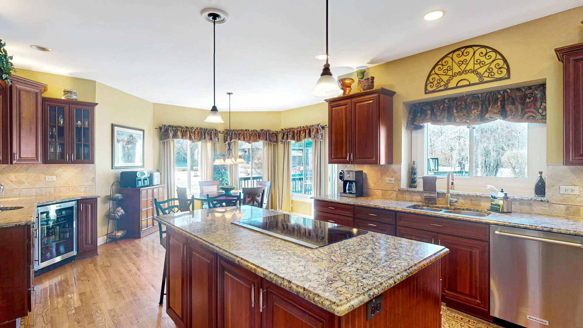 51 Crestview Drive, Oswego, IL 60543