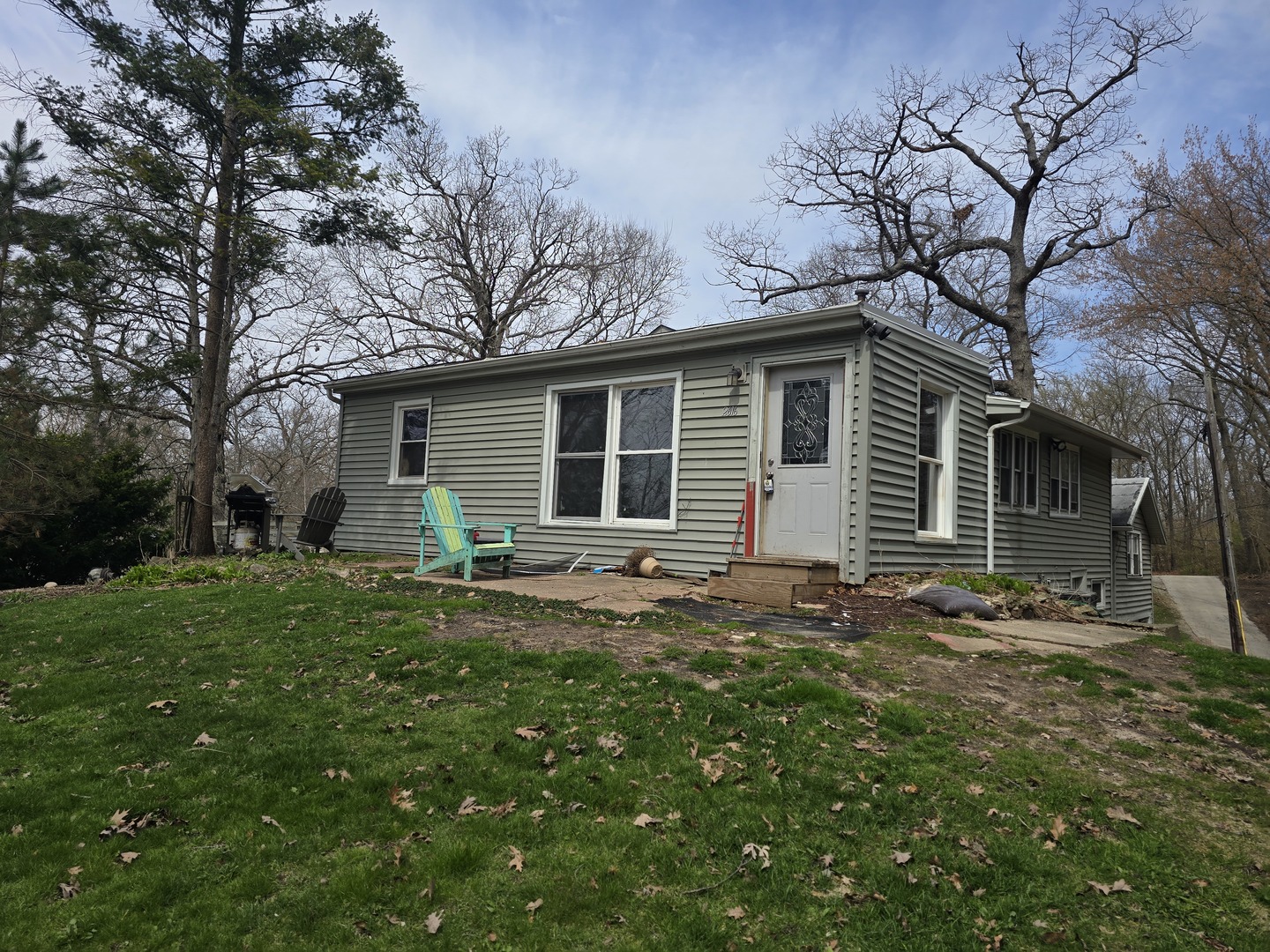 2616 Apache Trail, McHenry, IL 60051