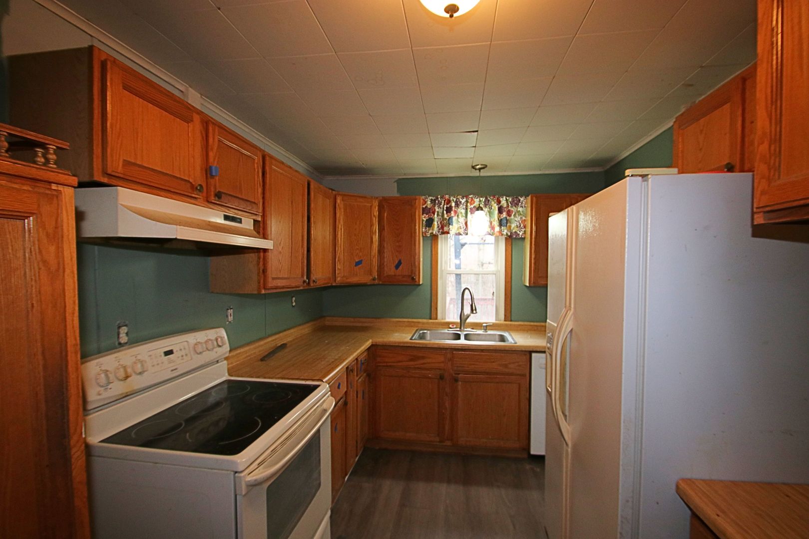 2616 Apache Trail, McHenry, IL 60051