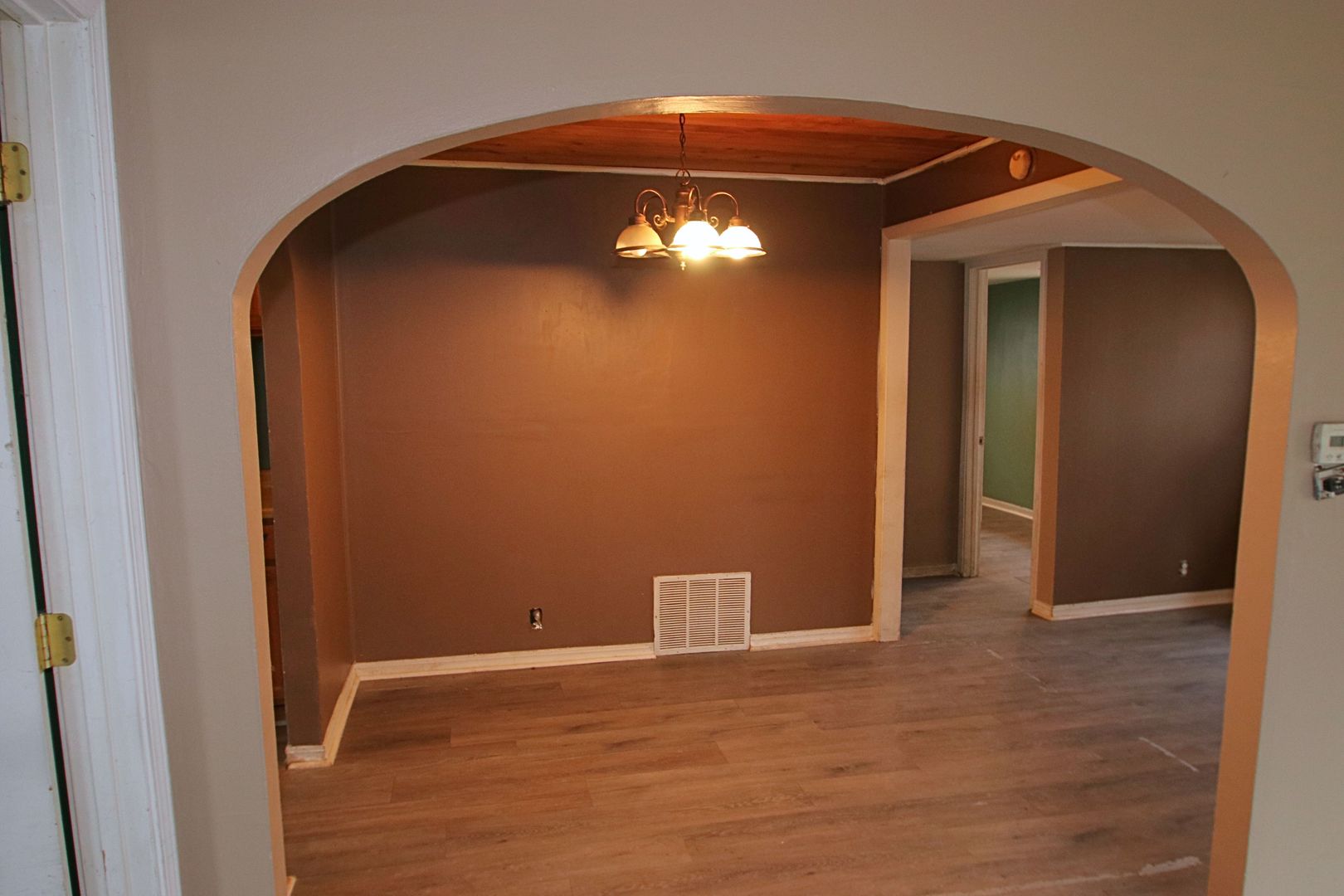 2616 Apache Trail, McHenry, IL 60051