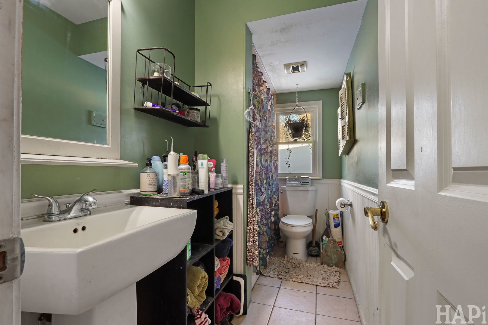 2616 Apache Trail, McHenry, IL 60051