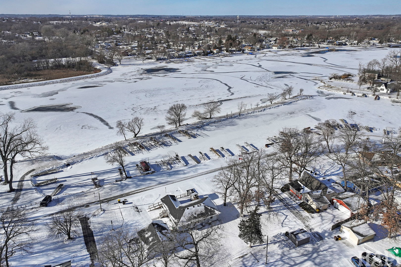 2616 Apache Trail, McHenry, IL 60051