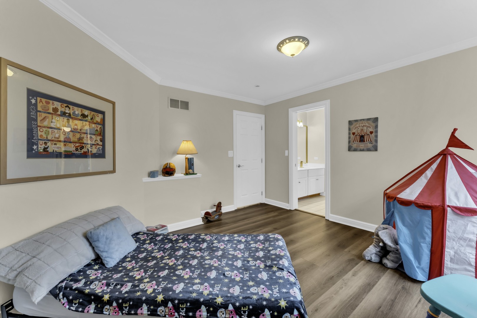 2706 Duncan Lane, Batavia, IL 60510