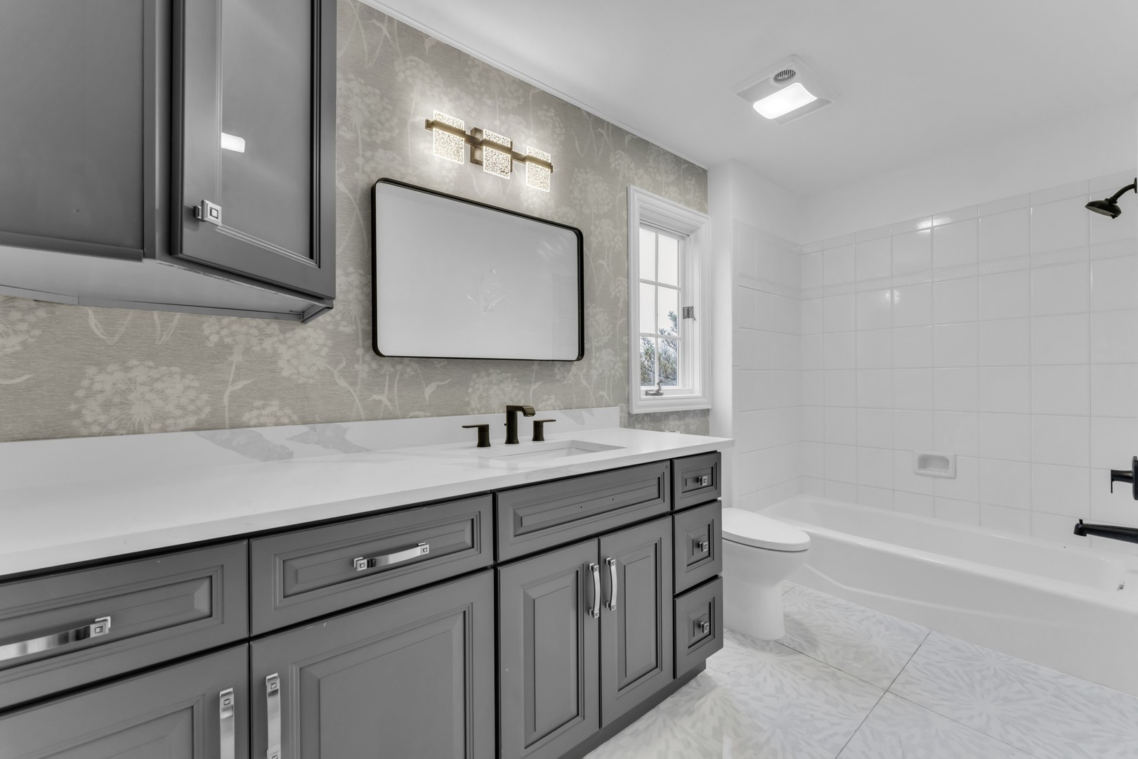 2706 Duncan Lane, Batavia, IL 60510