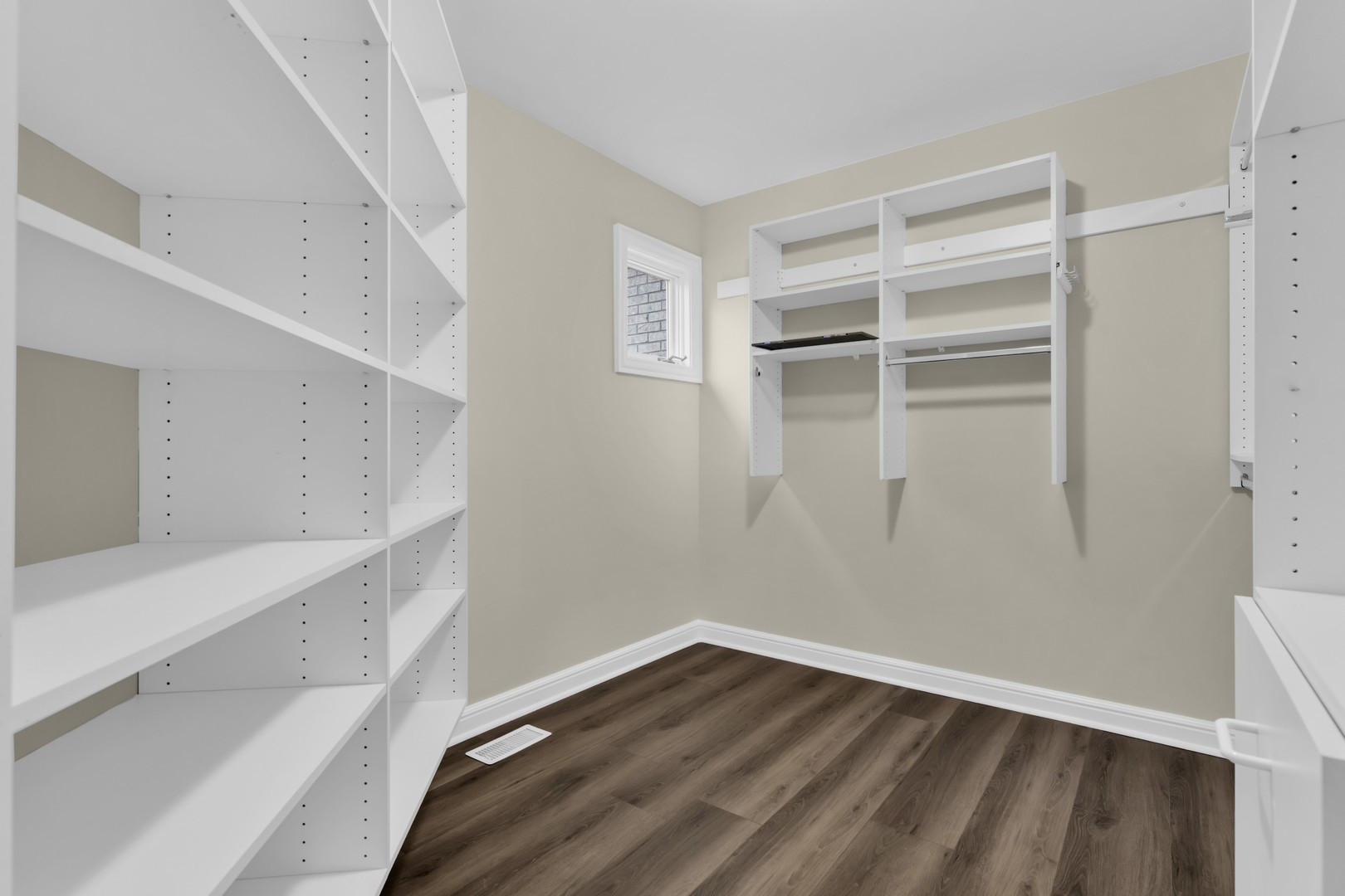 2706 Duncan Lane, Batavia, IL 60510