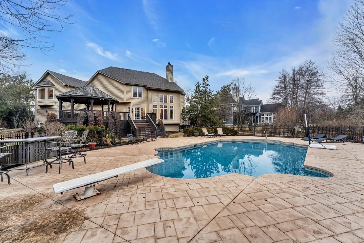 2706 Duncan Lane, Batavia, IL 60510