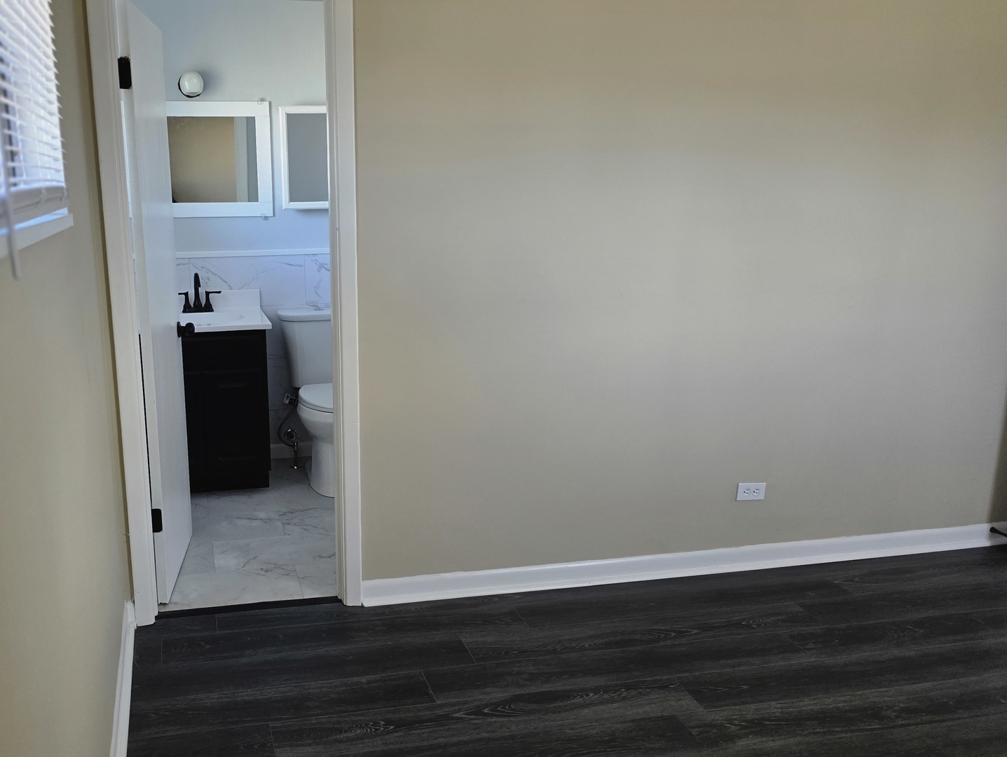 Elk Grove Village, IL 60007