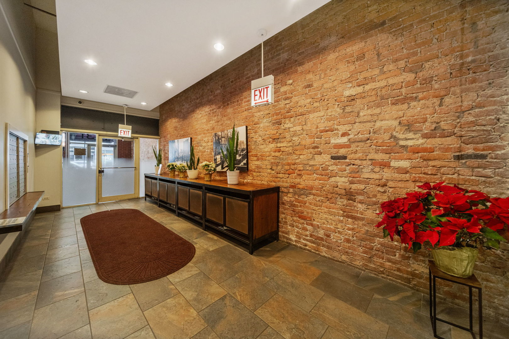 1631 S Michigan Avenue #301, Chicago, IL 60616