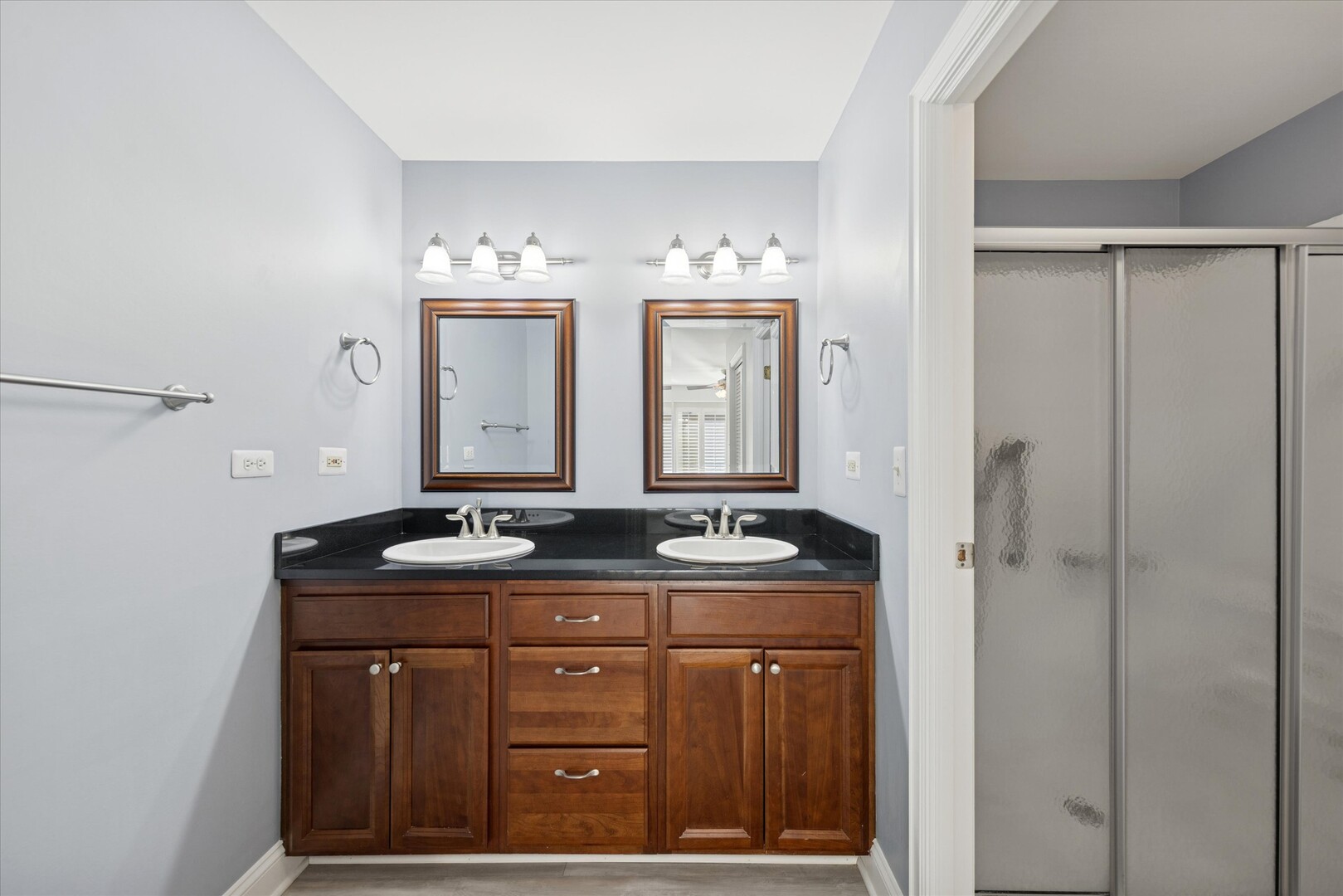 1 Oak Brook Club Drive #A310, Oak Brook, IL 60523