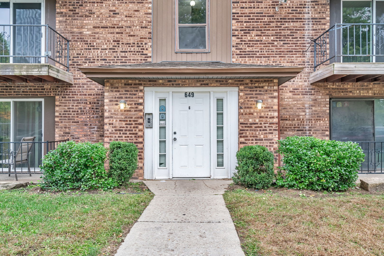 649 Jeffery Avenue, Calumet City, IL 60409