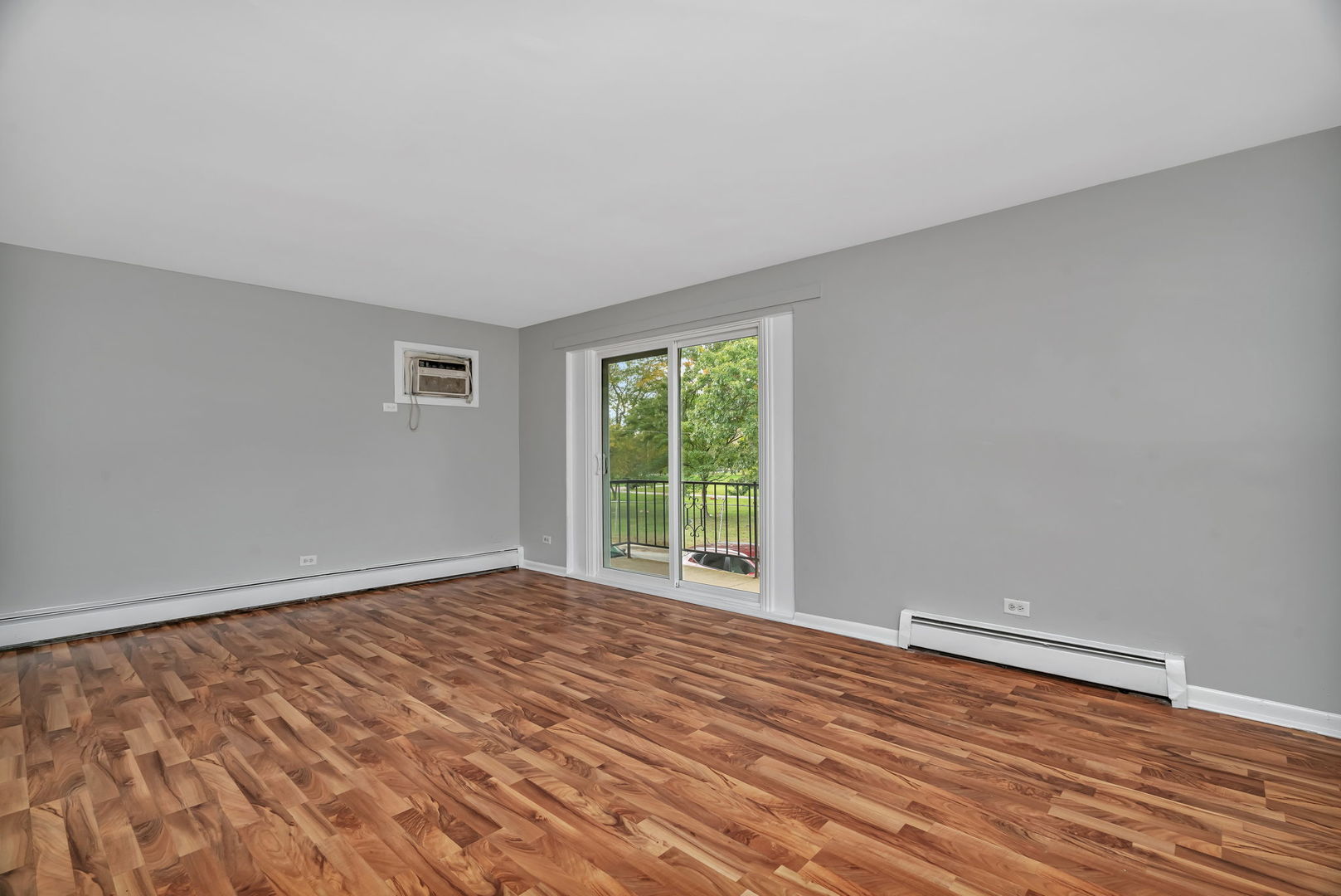 649 Jeffery Avenue, Calumet City, IL 60409