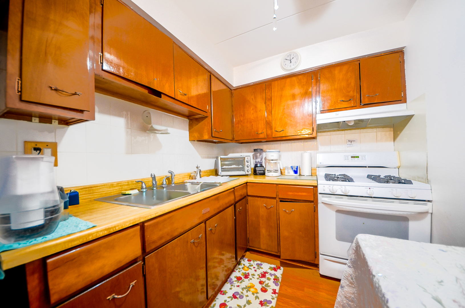 2521 Thatcher Avenue #2D, River Grove, IL 60171