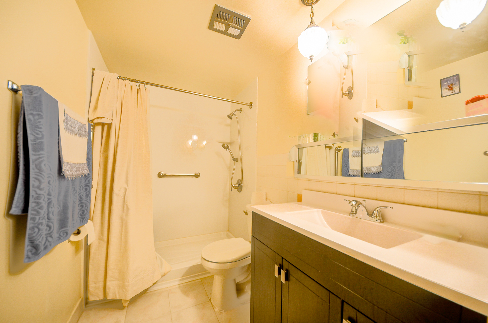 2521 Thatcher Avenue #2D, River Grove, IL 60171