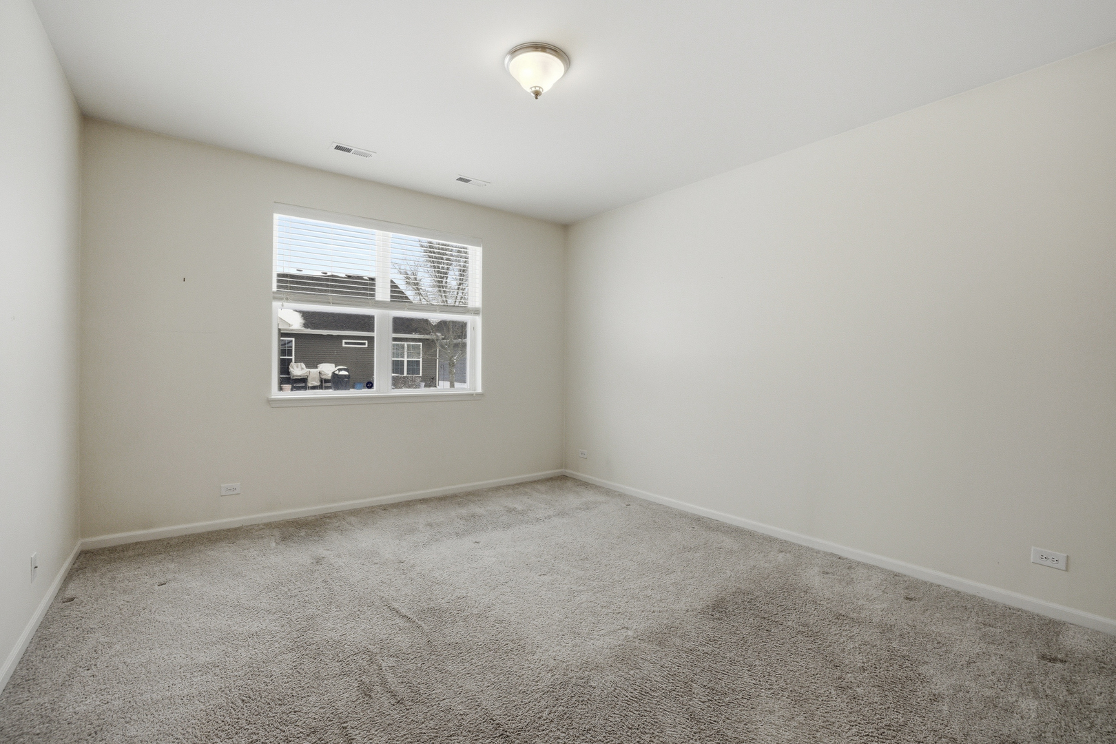 935 Carolina Court, Pingree Grove, IL 60140