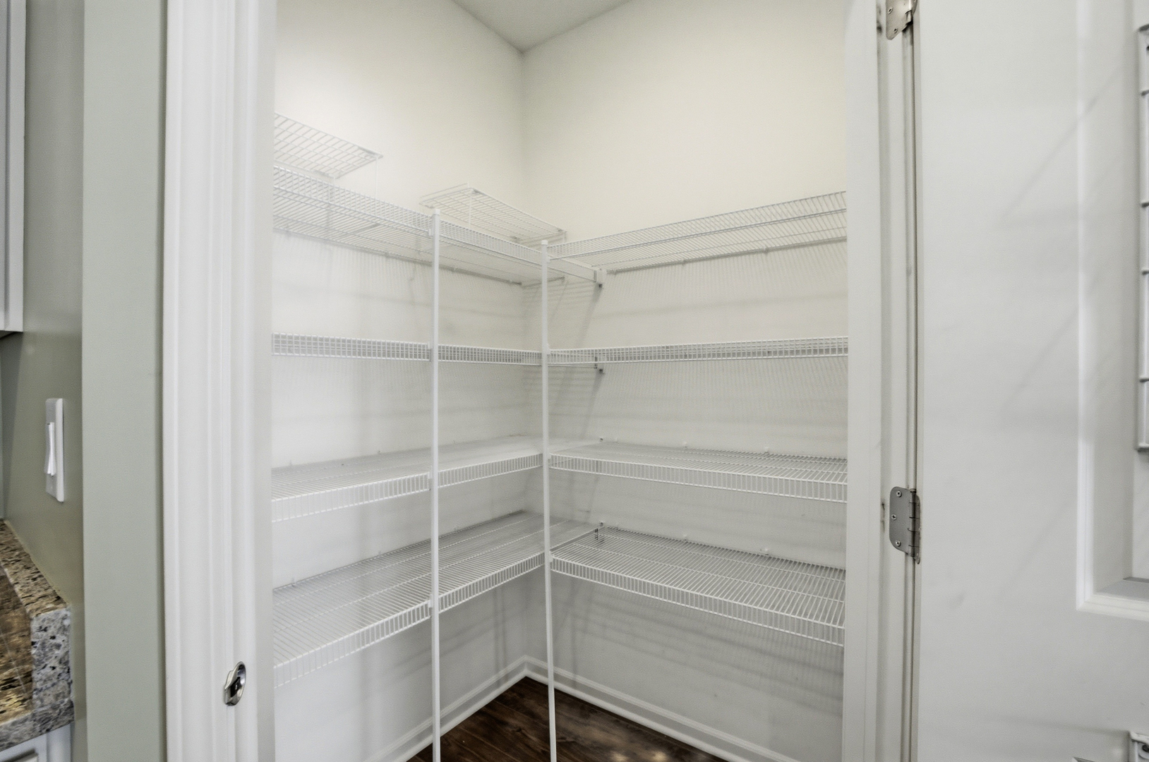 935 Carolina Court, Pingree Grove, IL 60140