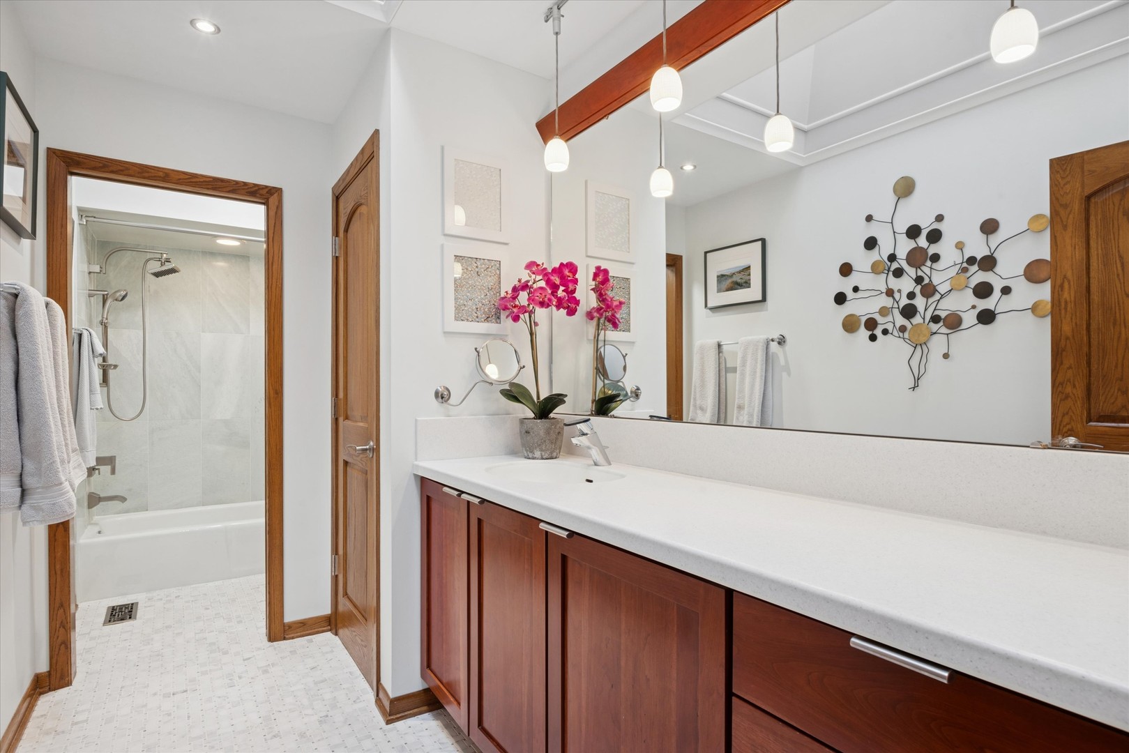 447 Stratford Lane, Willowbrook, IL 60527