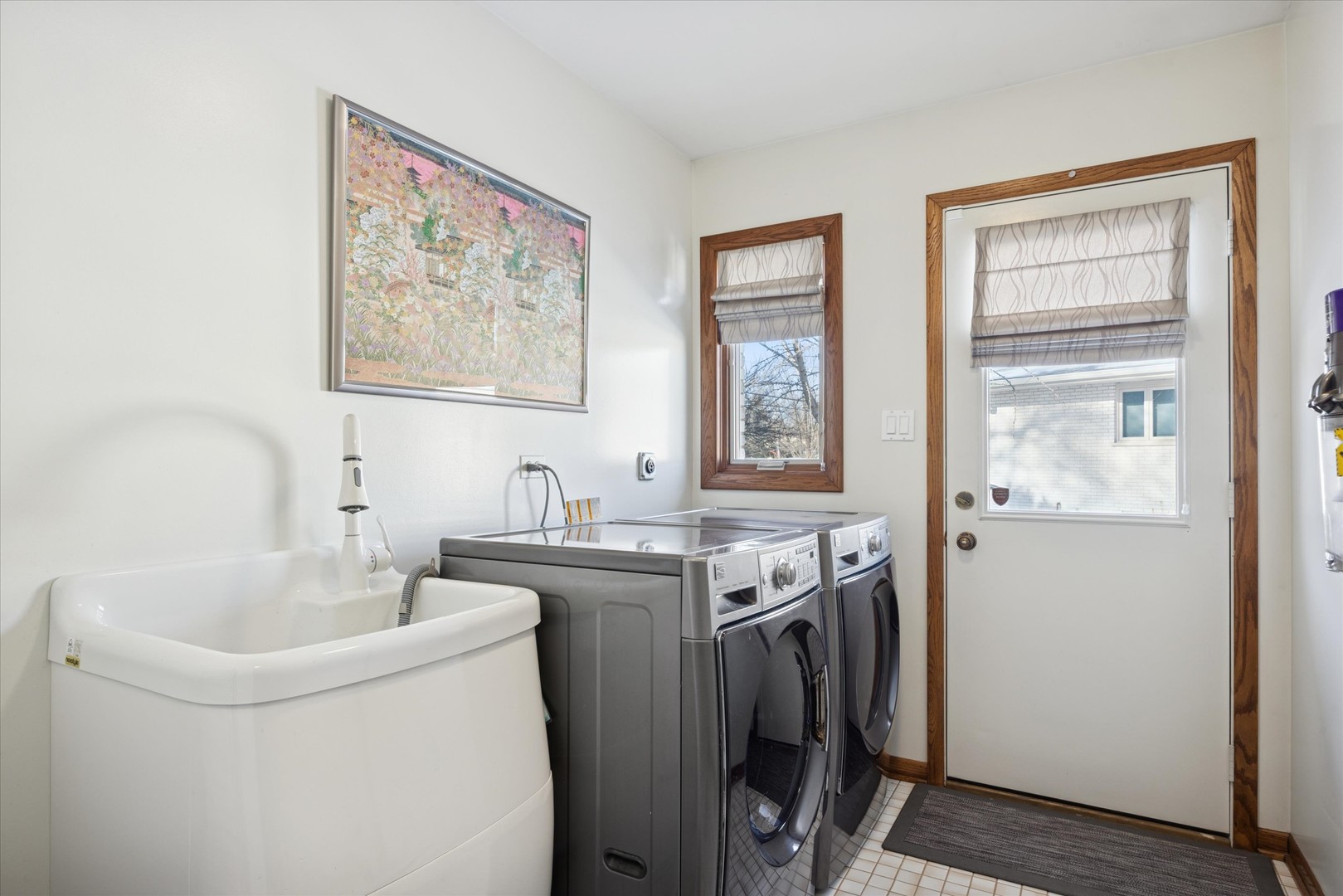 447 Stratford Lane, Willowbrook, IL 60527